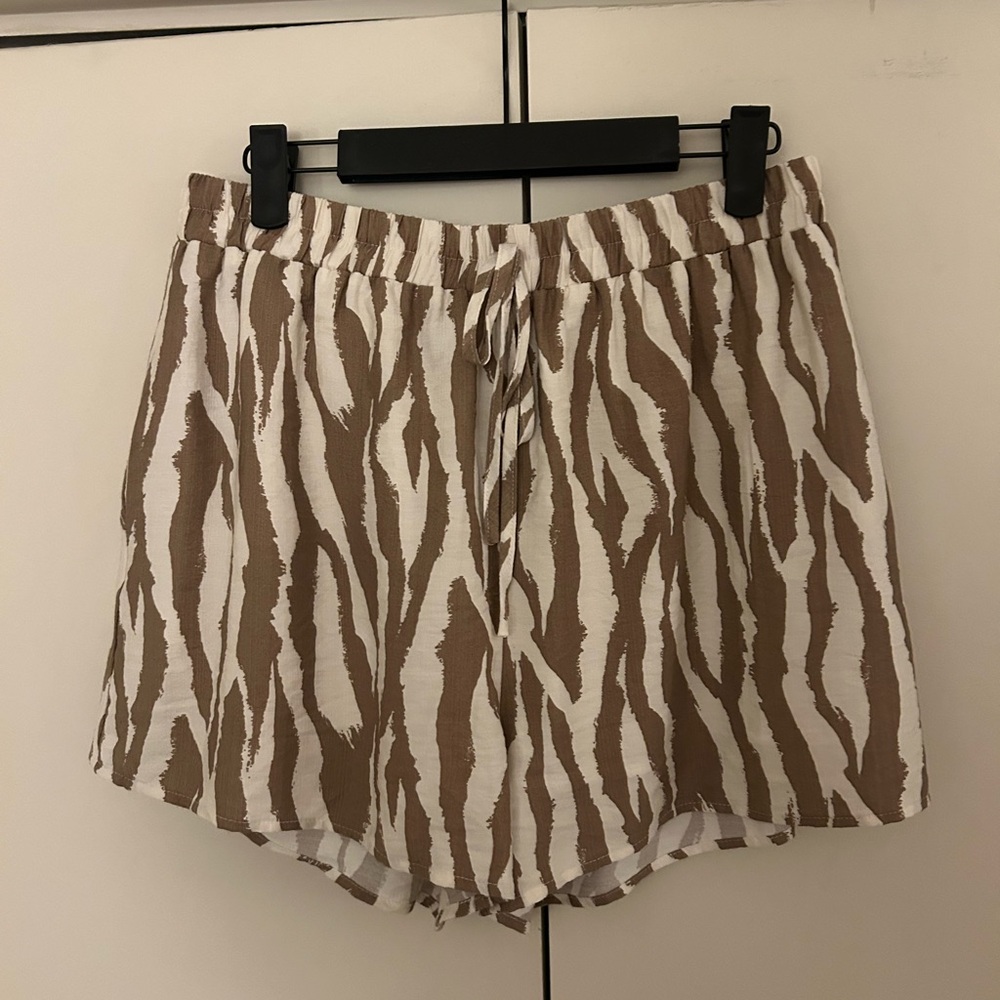 fab'rik High Waist Zebra Print Shorts - Brown and White
